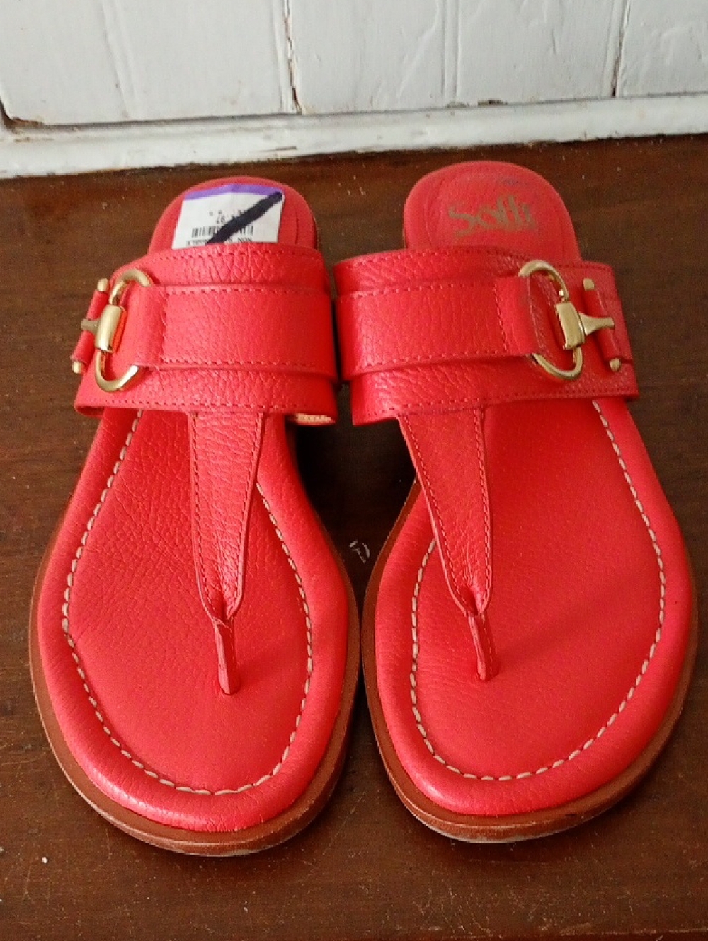 Sofft Red Leather Thong Sandals with Gold Buckle Detail